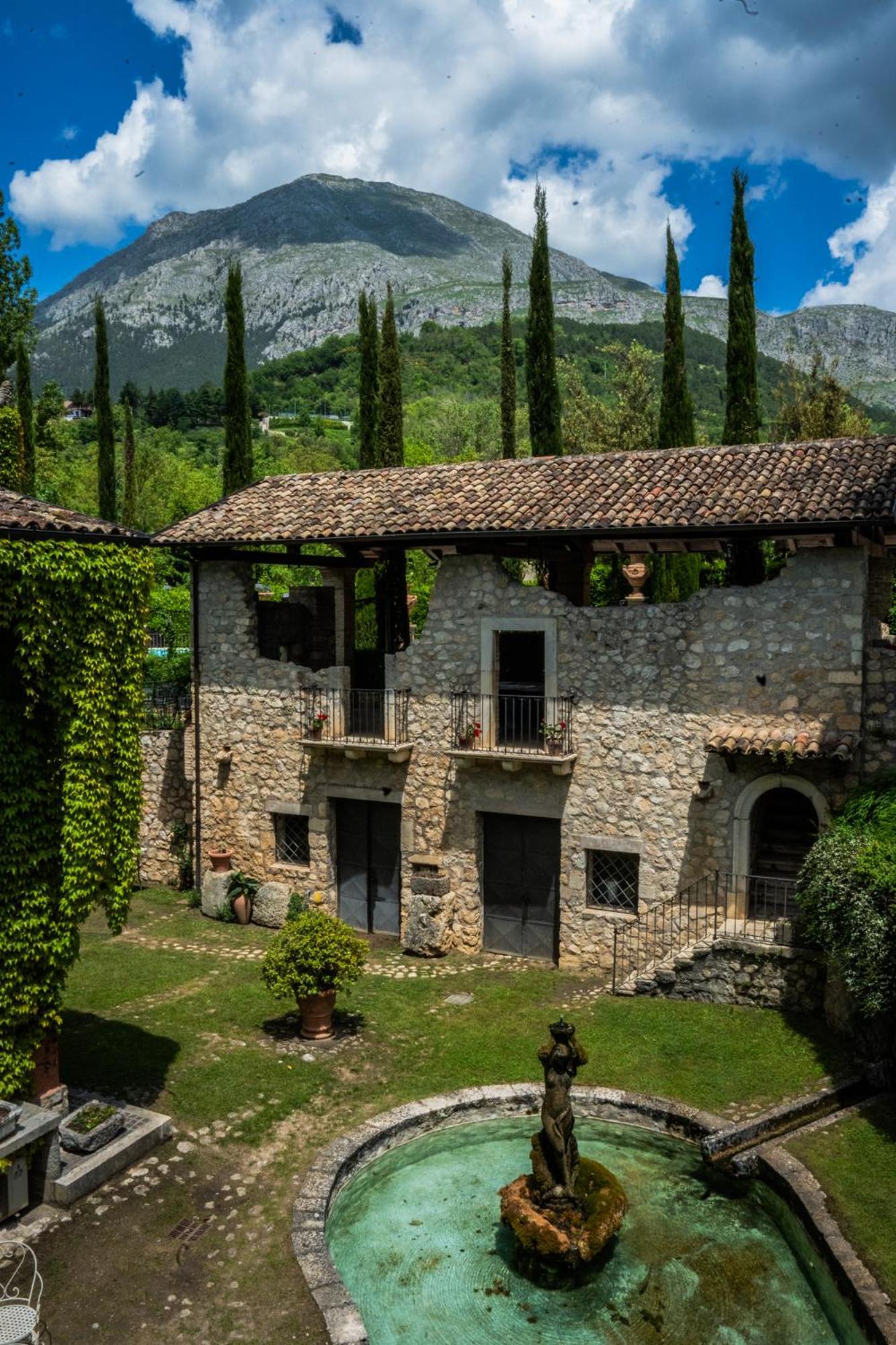 Hotel Guerrinuccio Celano Exteriér fotografie